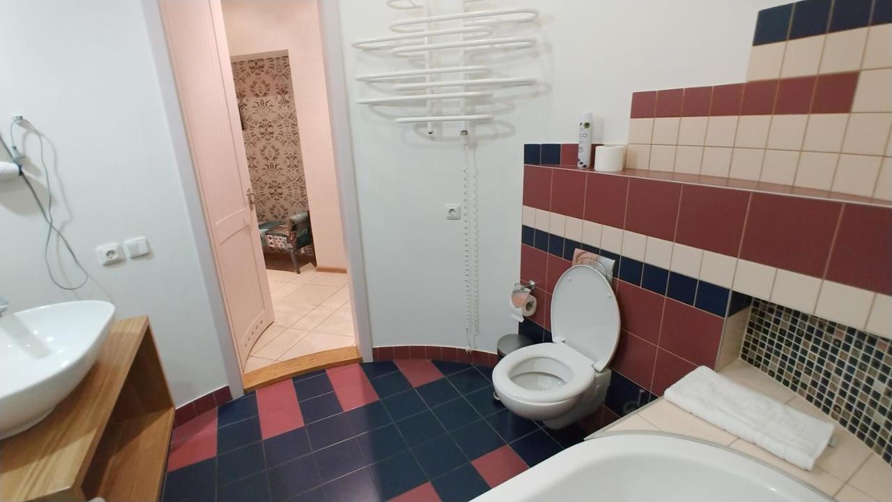 Квартира С Террасой, Крещатик 29, Бессарабка Kiev Extérieur photo